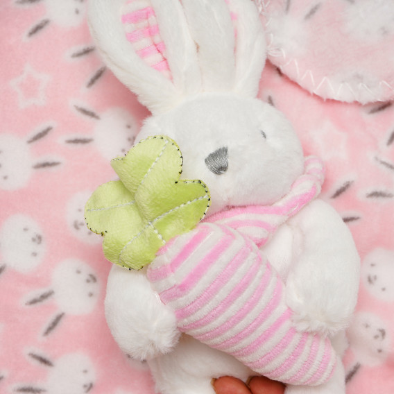 Бебешко одеяло с играчка- Зайче с морков Inter Baby 109482 6