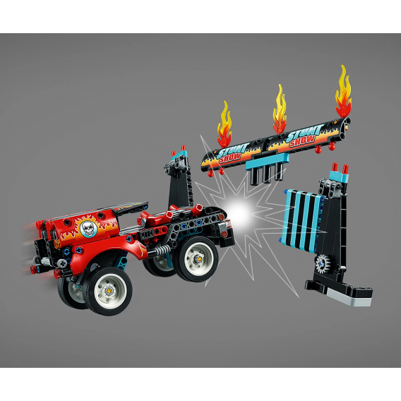 Конструктор - Камион и мотоциклет за каскади, 610 части Lego 110440 8
