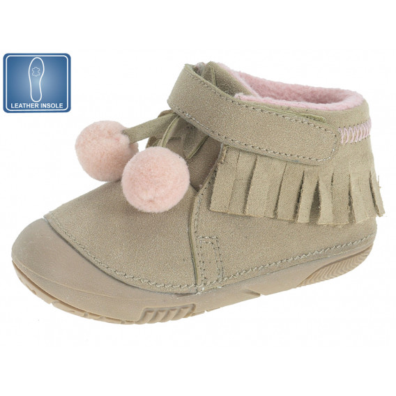Обувки за бебе момиче с розови помпони Beppi 12215 