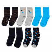 Комплект от 5 броя разноцветни чорапи за момче Name it 154406 