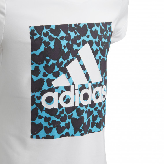 Тениска с щампа на сърца и логото на бранда за момиче бяла Adidas 193139 4