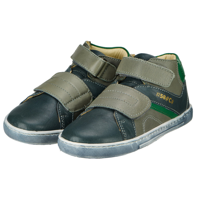 Кожени обувки за момче със зелени детайли  216330