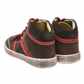 Кожени обувки за момче с червени връзки Chicco 216334 2