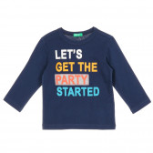Памучна блуза с надпис Let's get the party started, синя Benetton 221123 
