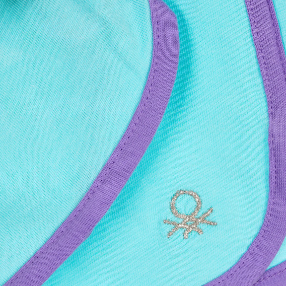 Памучни къси панталони със лилави кантове за бебе, светло сини Benetton 221559 3