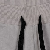 Памучен къс панталон с надпис, сив Benetton 243479 2