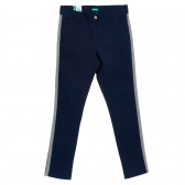 Памучен панталон със сиви кантове, тъмно син Benetton 249262 4
