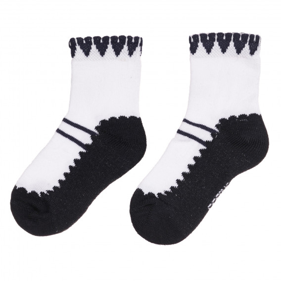 Памучни чорапи за бебе в бяло и черно Chicco 264238 