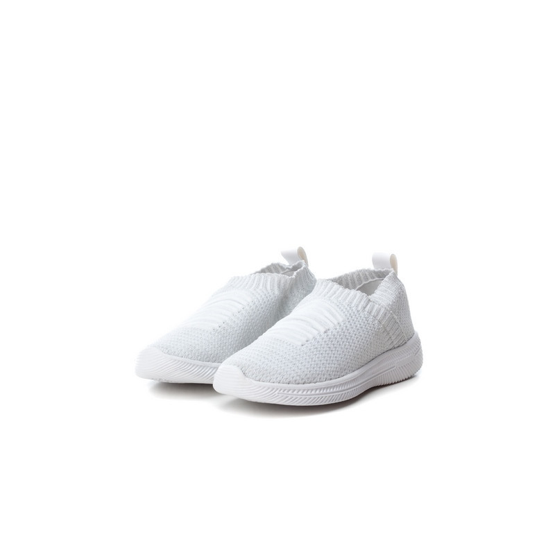 Спортни обувки за момиче с изчистен дизайн, бели  28377