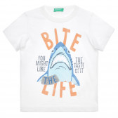 Памучна тениска с щампа на акула за бебе, бяла Benetton 313853 5