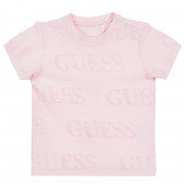 Тениска с името на бранда за бебе, розова Guess 322596 
