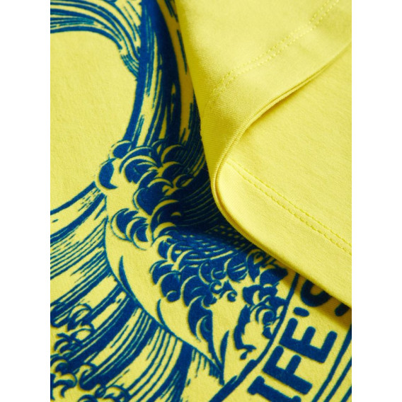Памучна тениска с принт на океанска вълна за момче, жълта Name it 32423 3