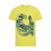 Памучна тениска с принт на океанска вълна за момче, жълта Name it 32424 