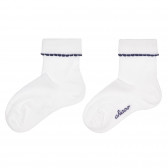 Памучни бели чорапи с интересни къдрички за бебе Chicco 326269 