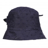 Памучна шапка с периферия, синя Chicco 326943 
