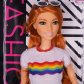 Кукла Barbie Fashionistas с къса пола и тениска с цветовете на дъгата Barbie 329523 2