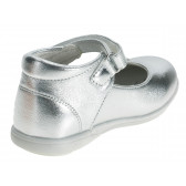 Обувки за бебе с декорация, сребристи Beppi 360857 2