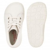 Обувки от естествена кожа с връзки за бебе, бели Superfit 361350 4