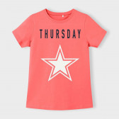 Тениска с надпис Thursday, корал Name it 362849 