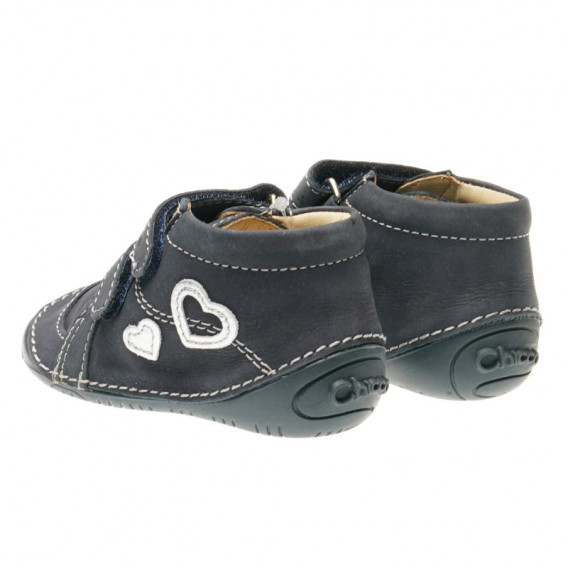Кожени обувки за бебе момиче с декорация сърце Chicco 39434 2