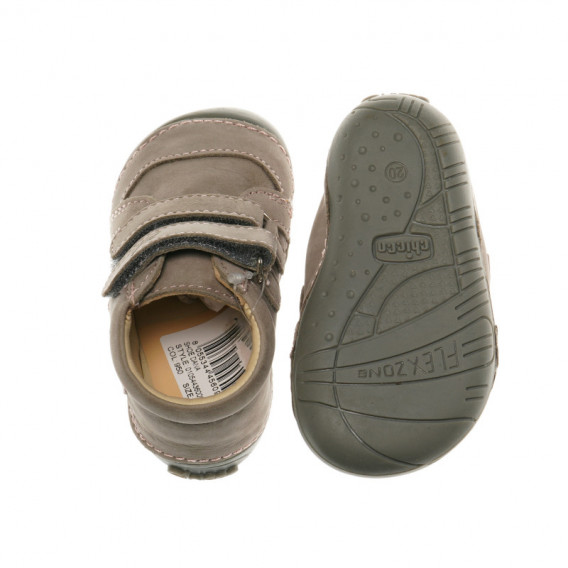 Кожени обувки с апликация сърце за бебе момиче, сиви Chicco 39438 3