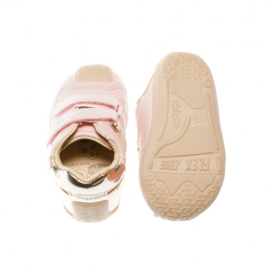 Кожени обувки за бебе момиче с лъскав детайл Chicco 39925 3