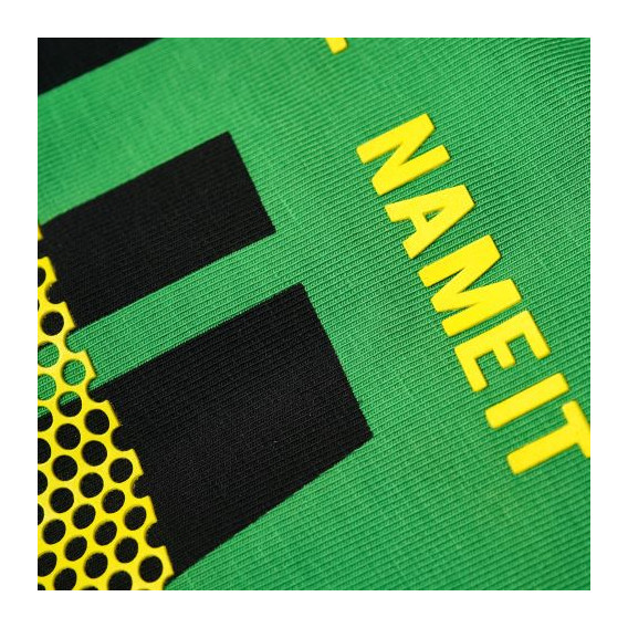 Тениска Jump High от органичен памук  за момче с жълт мотив, зелена Name it 40409 4