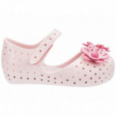Обувка за момиче с цветенца в розово MINI MELISSA 46761 2