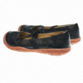 Черни обувки за момиче с декорация латици Keen 48531 2