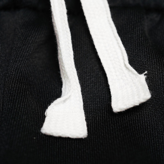 Къси панталони за момче с бели ивици и лого на марката Adidas 68258 4