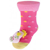 Памучни чорапи за момиче от деликатна материя с мека играчка YO! 9647 4